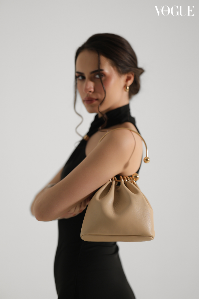 Halo Shoulder Bag with Ring Handle - Oak White